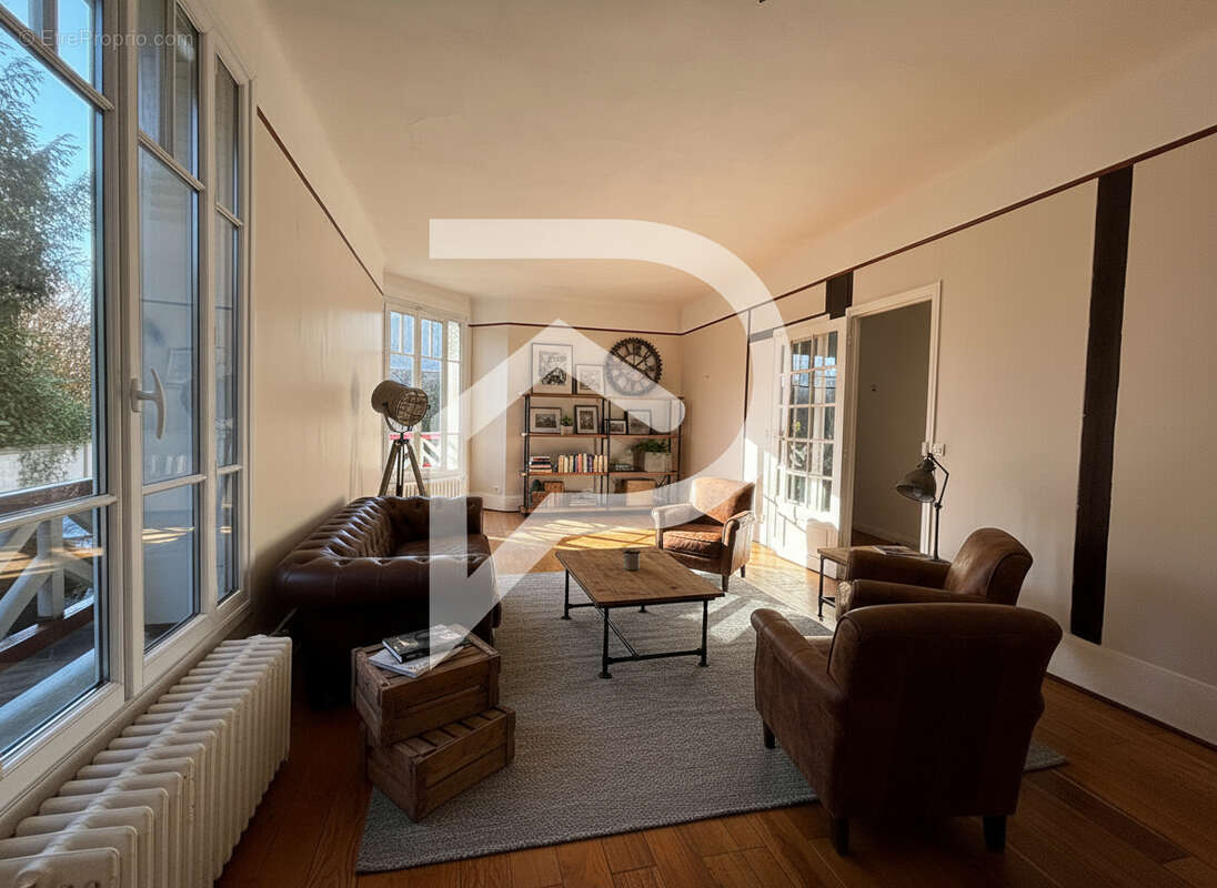 Maison à ENGHIEN-LES-BAINS