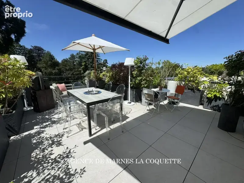 Appartement à VILLE-D'AVRAY