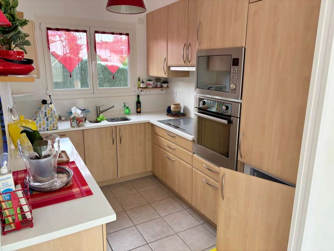 Maison à ROQUEBRUNE-SUR-ARGENS