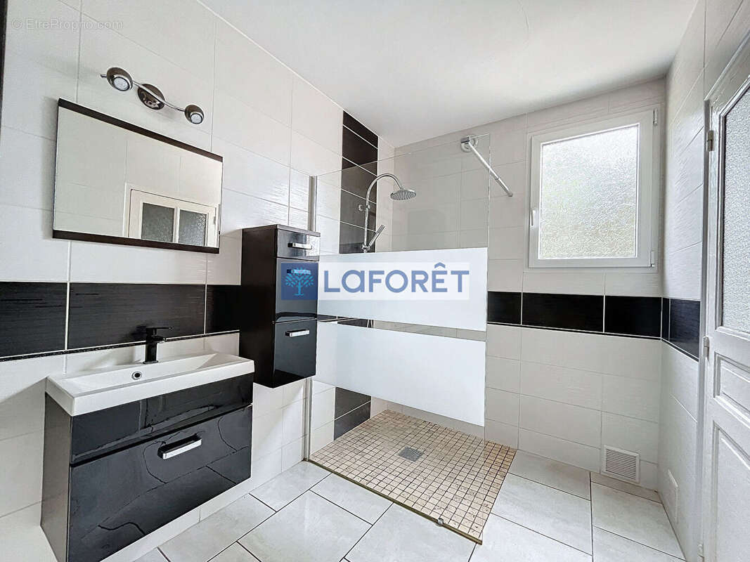 Maison à BROUSSEVAL