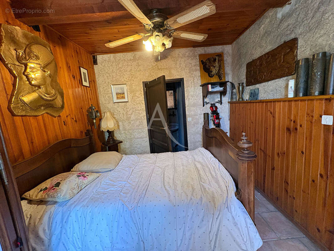 Maison à CASSAIGNES