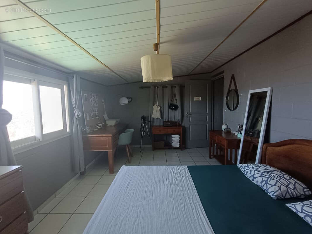 Maison à PETITE-ILE