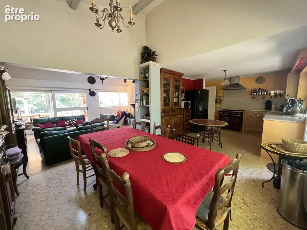 Maison 8 pièces 200 m² à vendre à Montfrin (30490) - photo 7