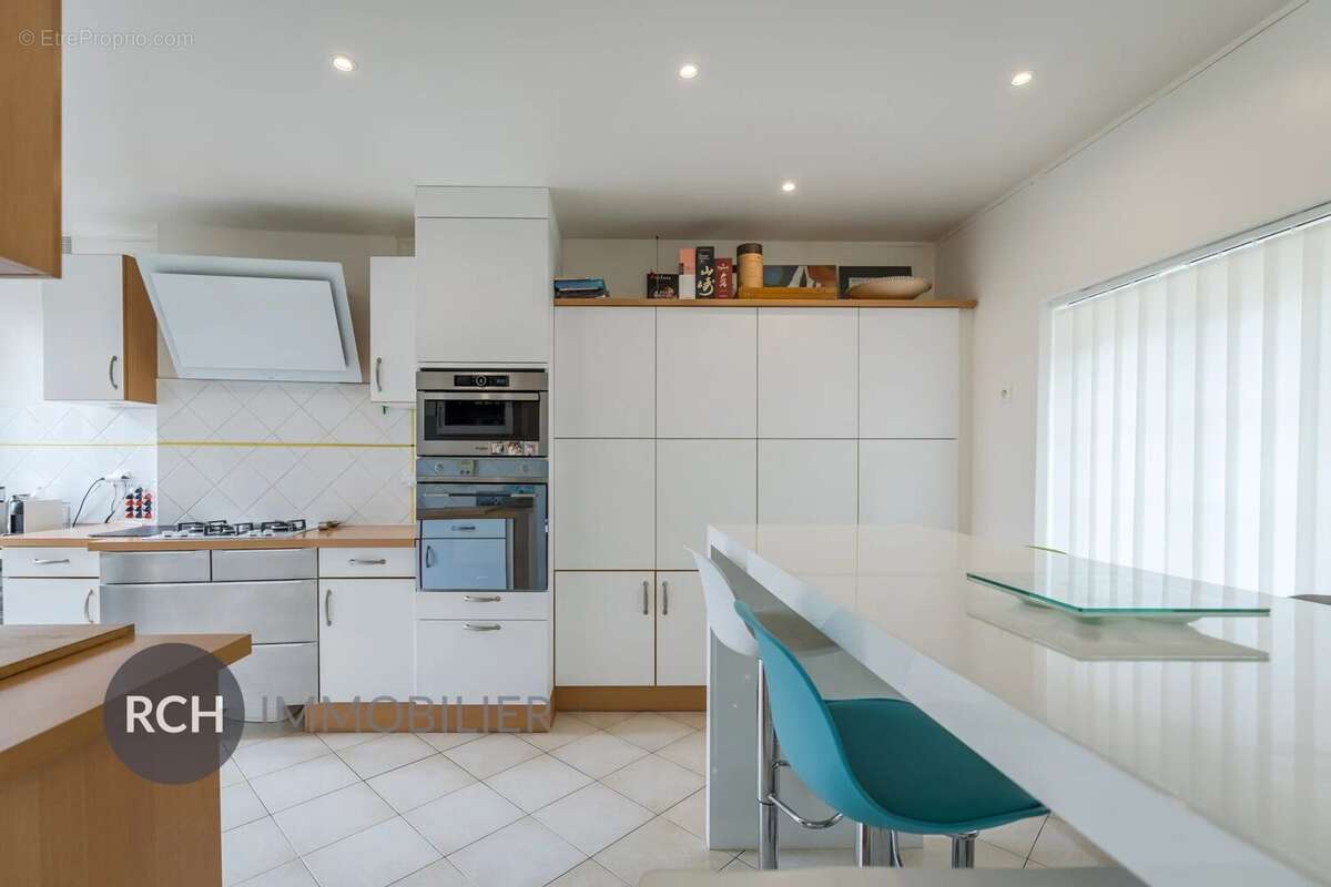 Maison à MONTFORT-L'AMAURY