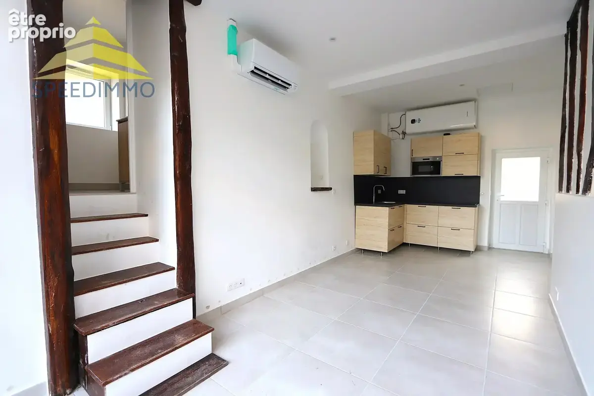 Appartement 23 m² à Mandres-Les-Roses  - photo 3