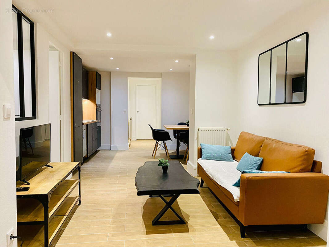 Appartement à ENGHIEN-LES-BAINS