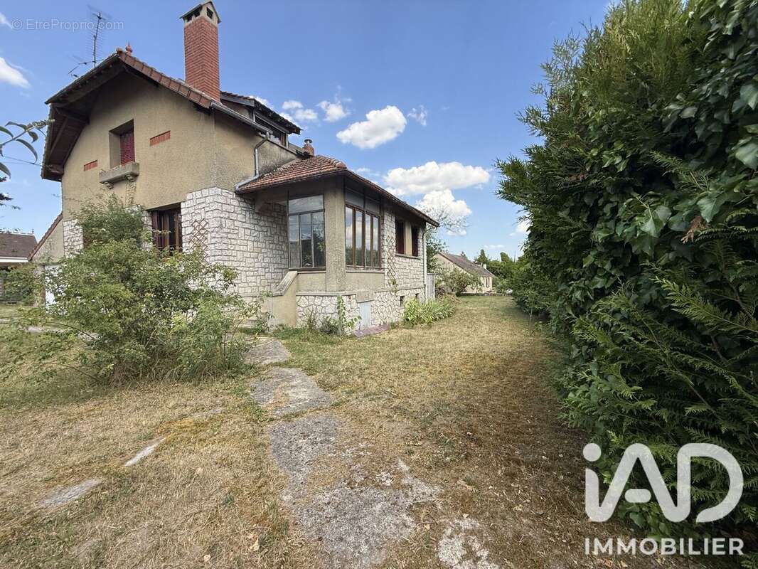 Maison 105 m² à Dormelles  - photo 6