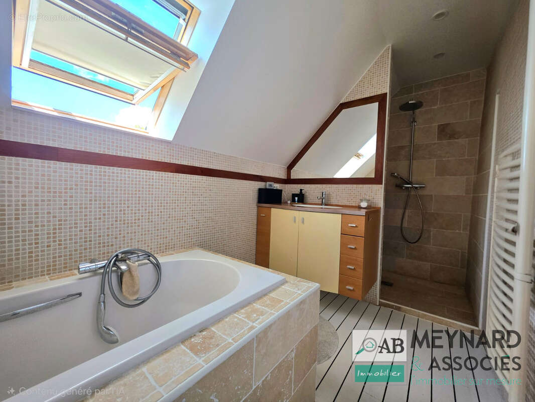 À vendre maison à Boissy-le-Châtel   Maison familiale 148 m2 avec T2 indépendant et piscine chauffée - photo 11