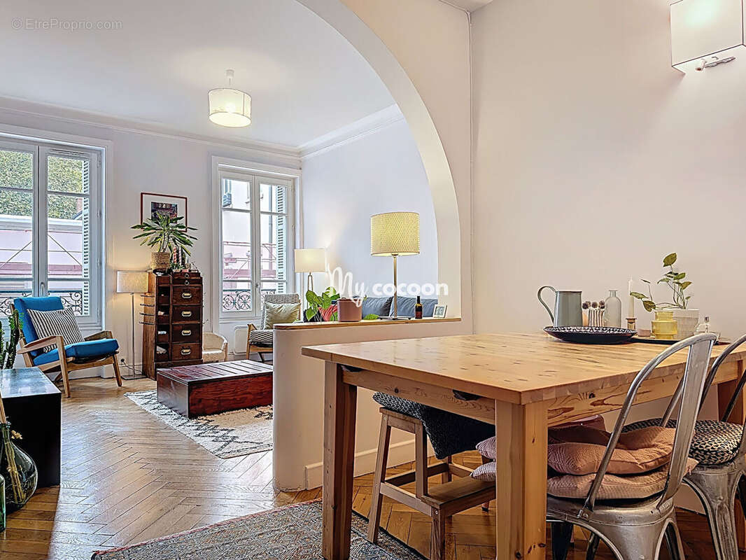 Appartement à LYON-6E