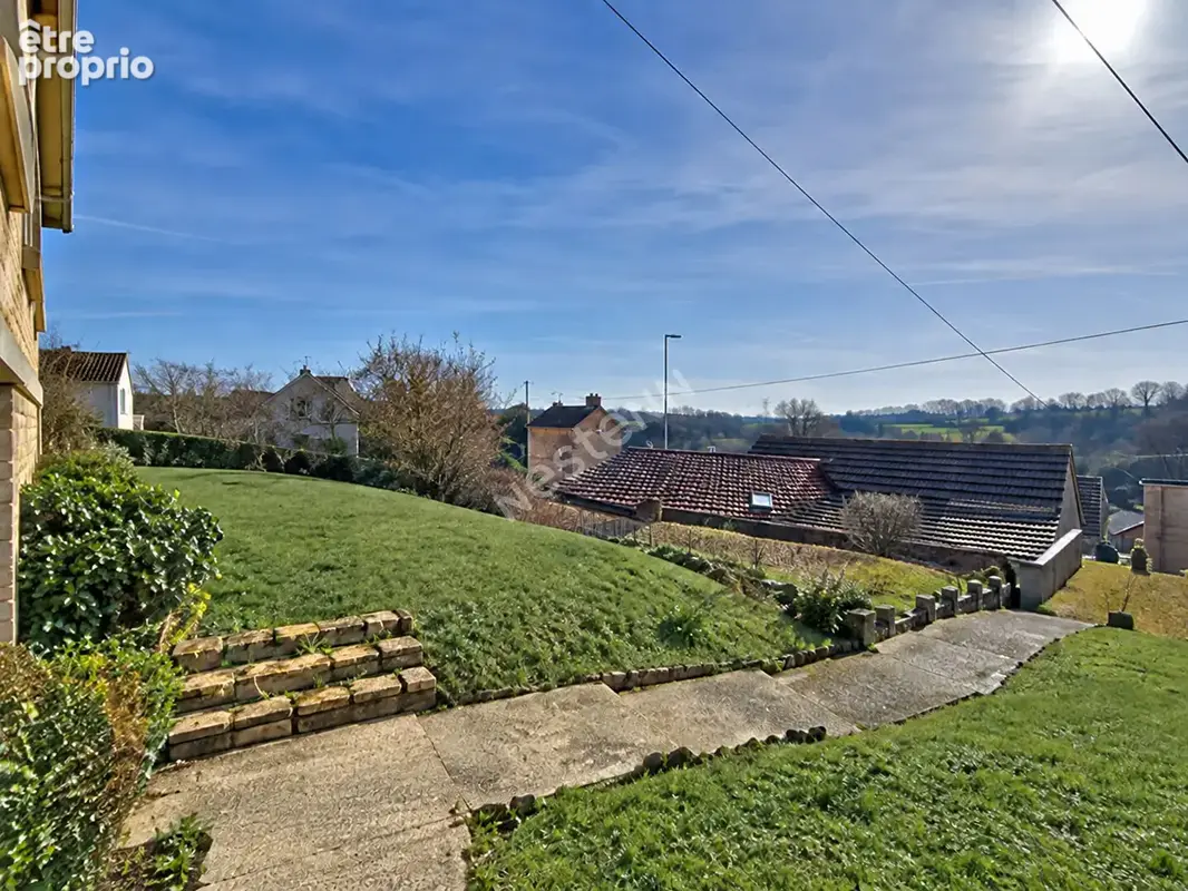 Maison avec 1273 m² de terrain idealement situee - photo 2