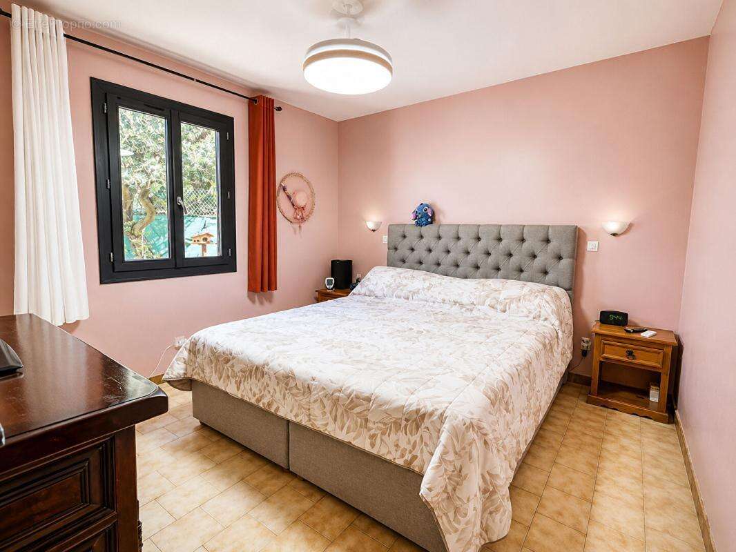 Maison de plain-pied avec 3 chambres, garage et terrain piscinable ? Carpentras - photo 9