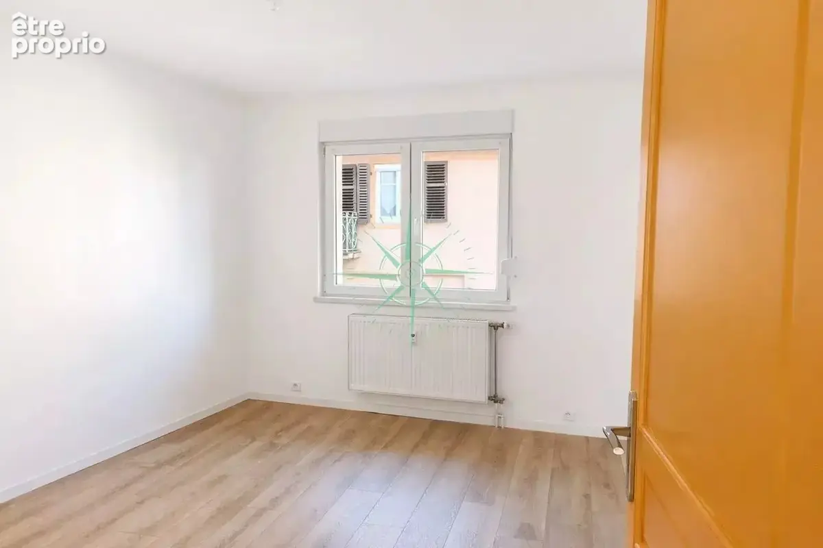 À VENDRE - Appartement 4 pièces  85 m2  Terrasse 24m2  parking et cave - photo 13