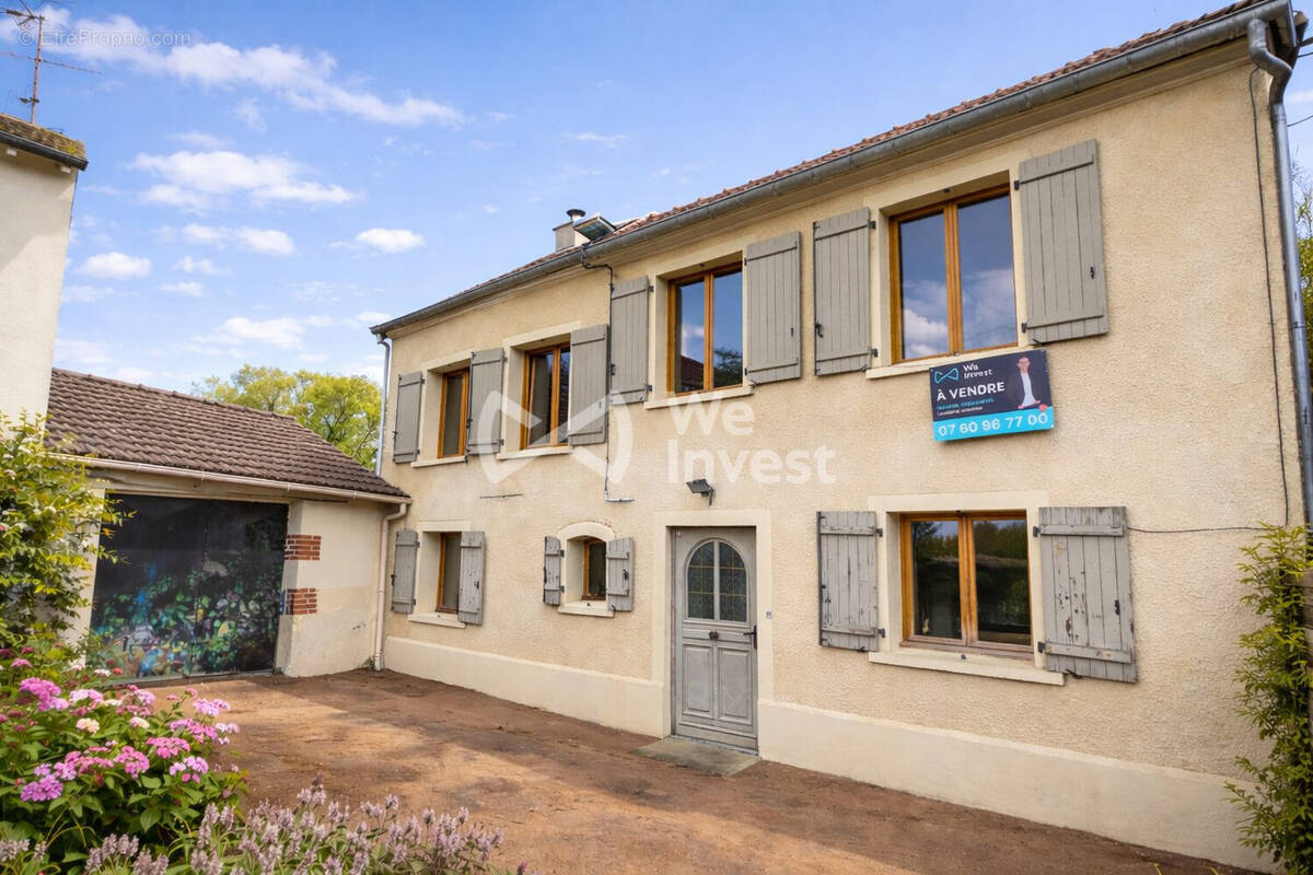 Maison à CROUY-SUR-OURCQ
