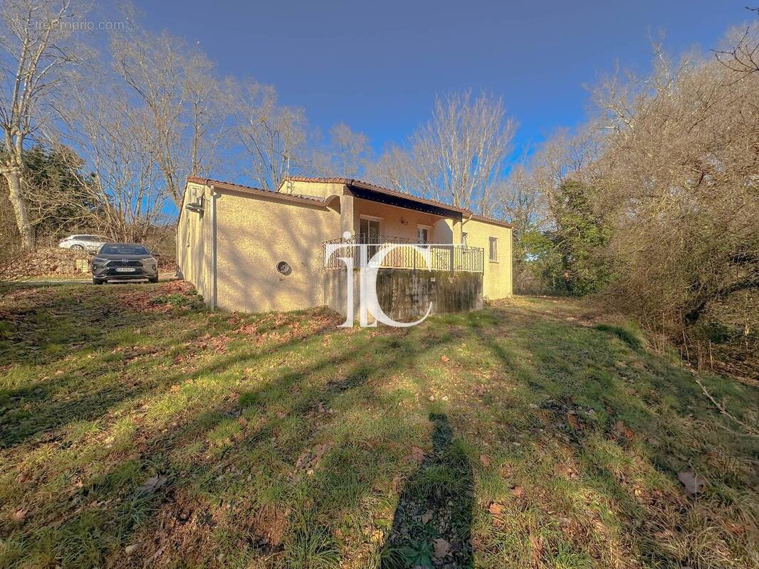 Maison à SAINT-AMBROIX