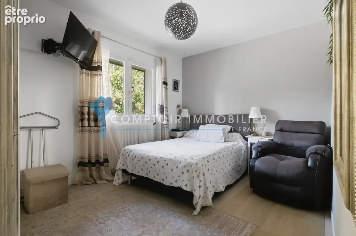 Maison 8 pièces 175 m² à vendre à Saint-Martin-D'heres (38400) - photo 13