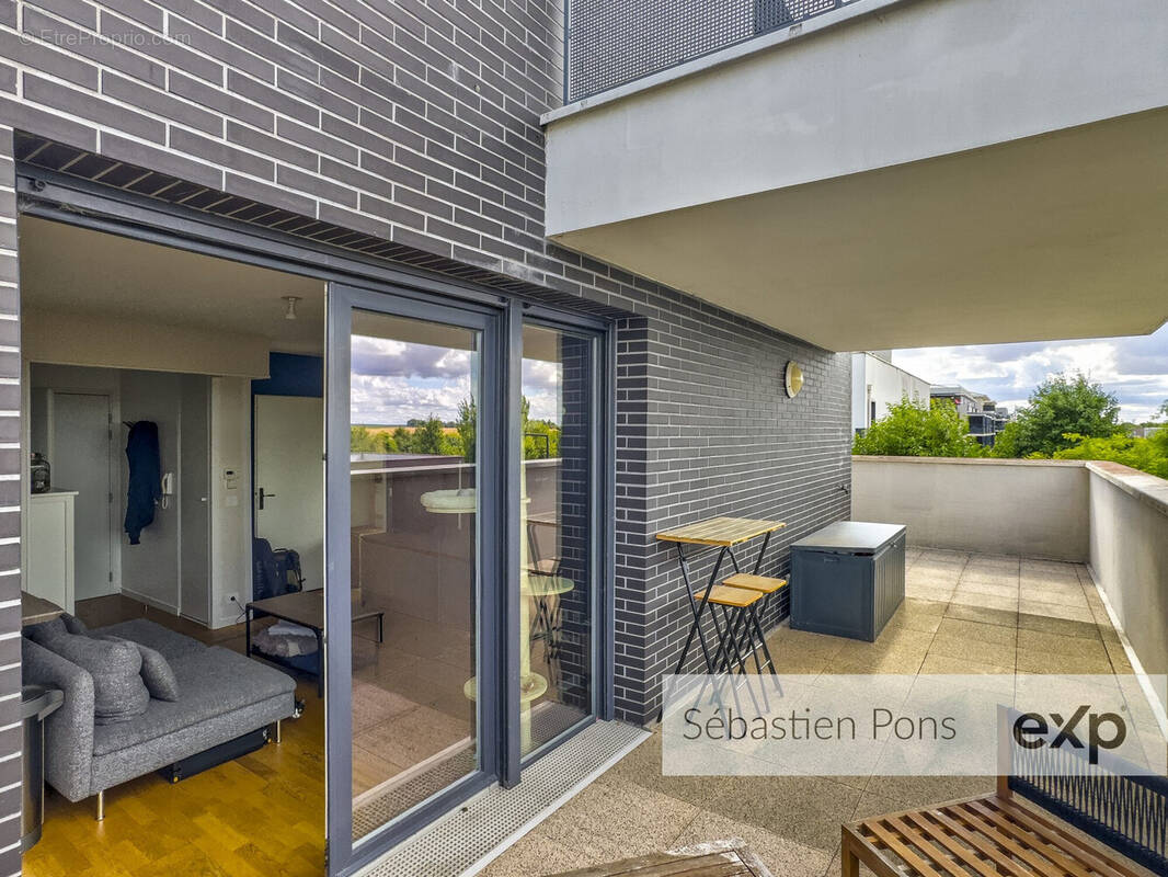 Appartement à VILLEPREUX