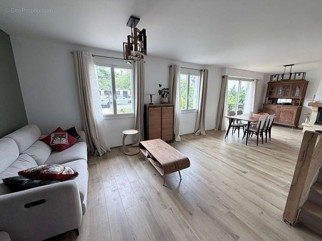 Maison - Champigny Sur Marne - 6 pièces 130 m2 - photo 4