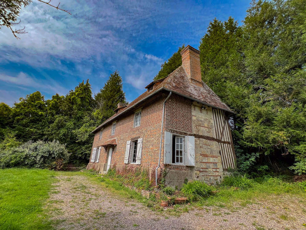 Maison à LISORES