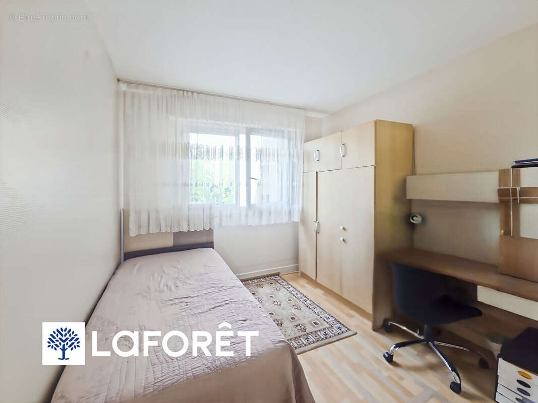 Appartement Grigny 5 pièces 78.54 m² - photo 4