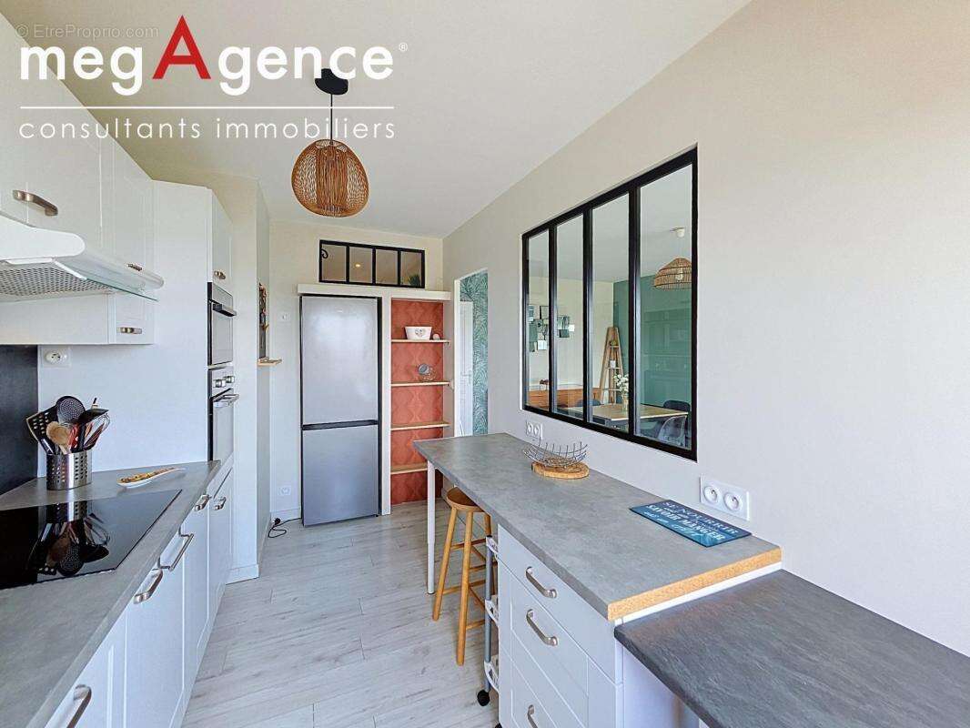 T3 Dernier étage – Lumineux, Vue dégagée, Garage et Cave - photo 5