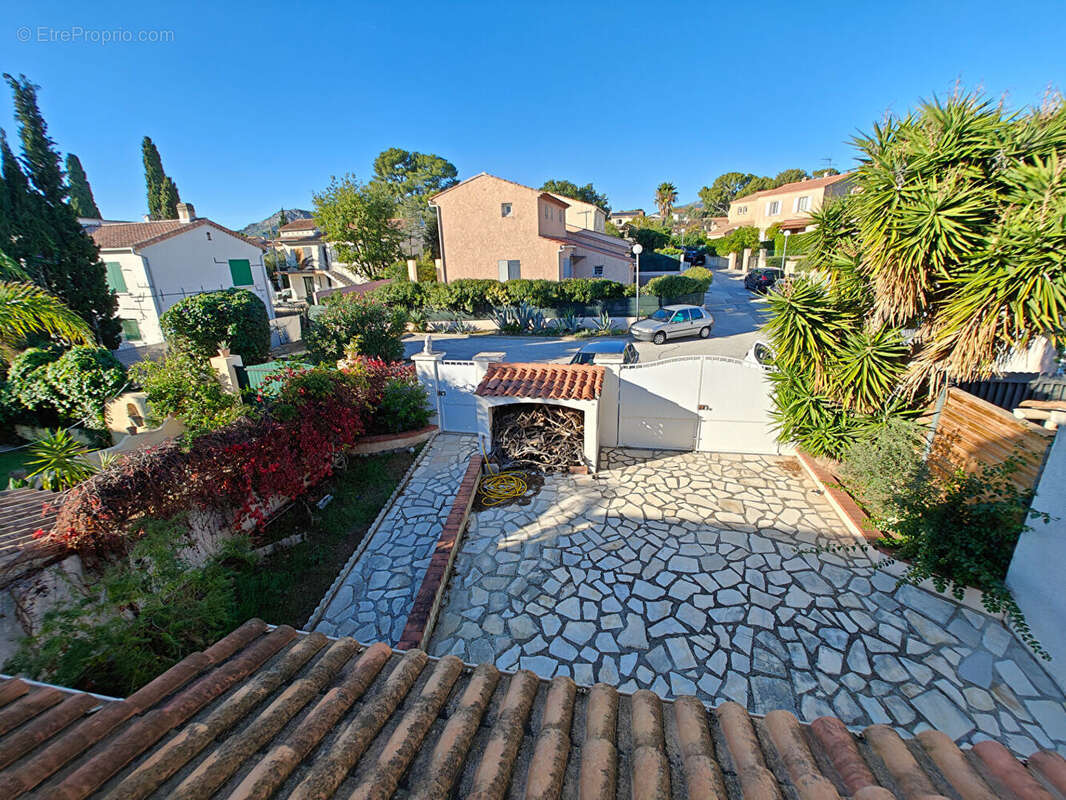 Villa 4 pieces 98m2 sur terrain 230m2  la garde - photo 2