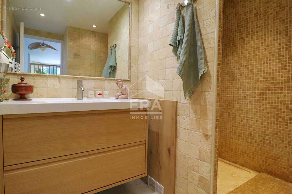 Appartement à MARSEILLE-13E