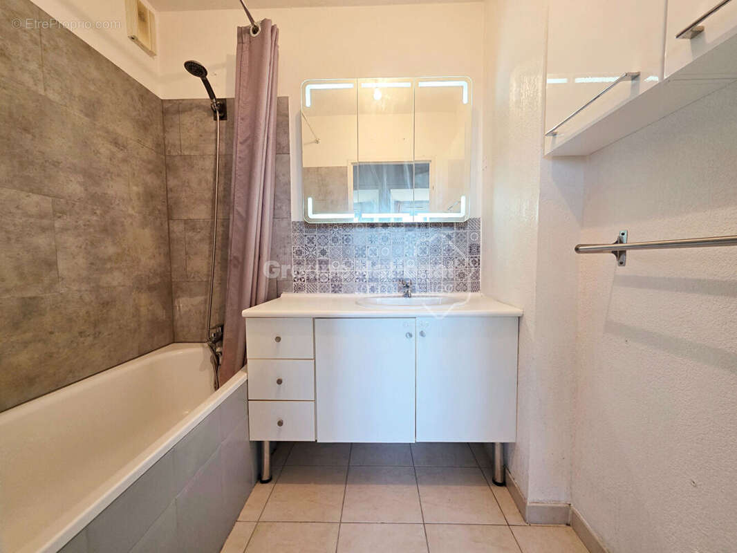 EXCLUSIVITÉ  T3 de 55 m² avec terrasse et garage - photo 14