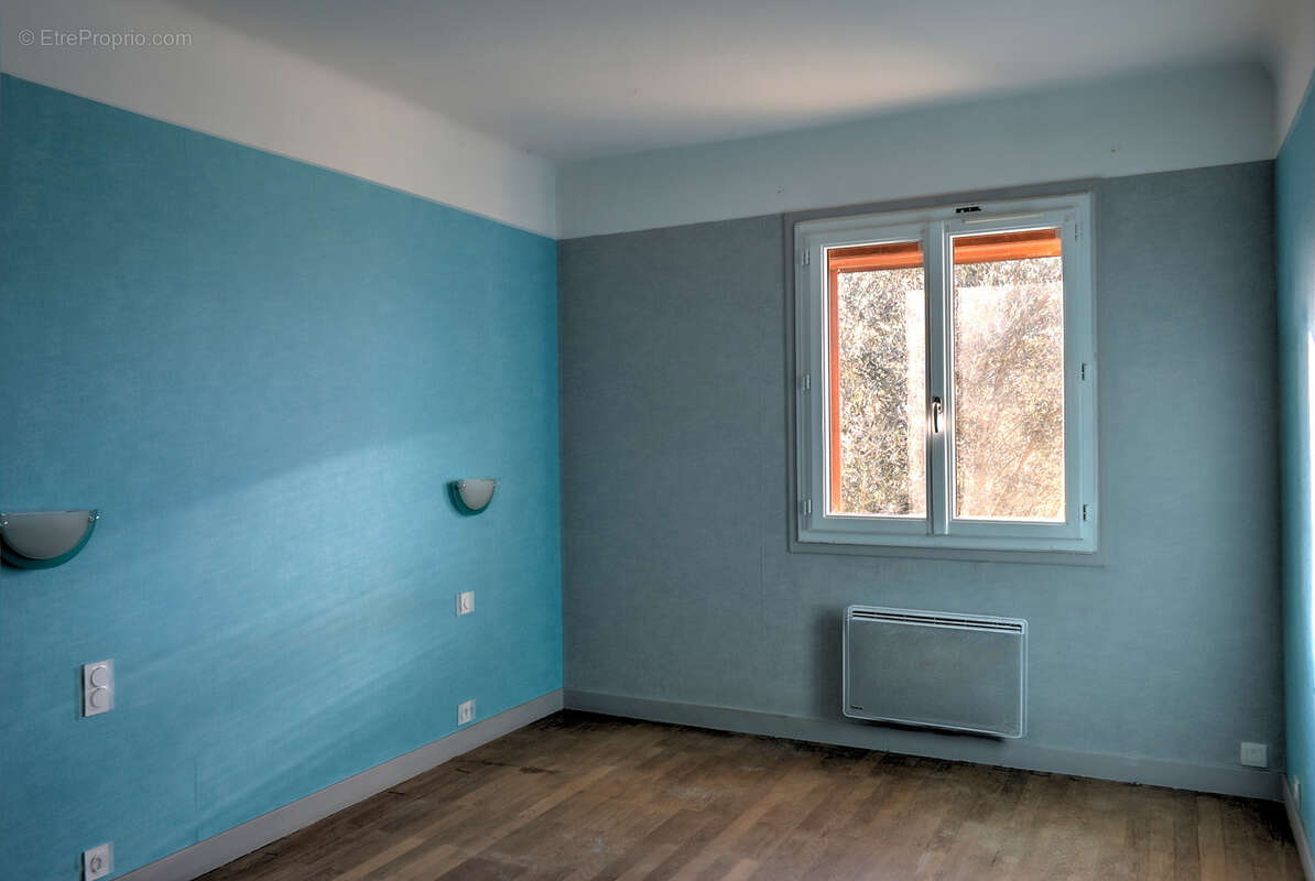 GENAY (69) - Maison 141 m² - 7 pièces - 1775 m² de terrain - Fort potentiel - photo 9