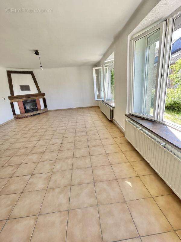 Maison à SAINT-LAMBERT-ET-MONT-DE-JEUX