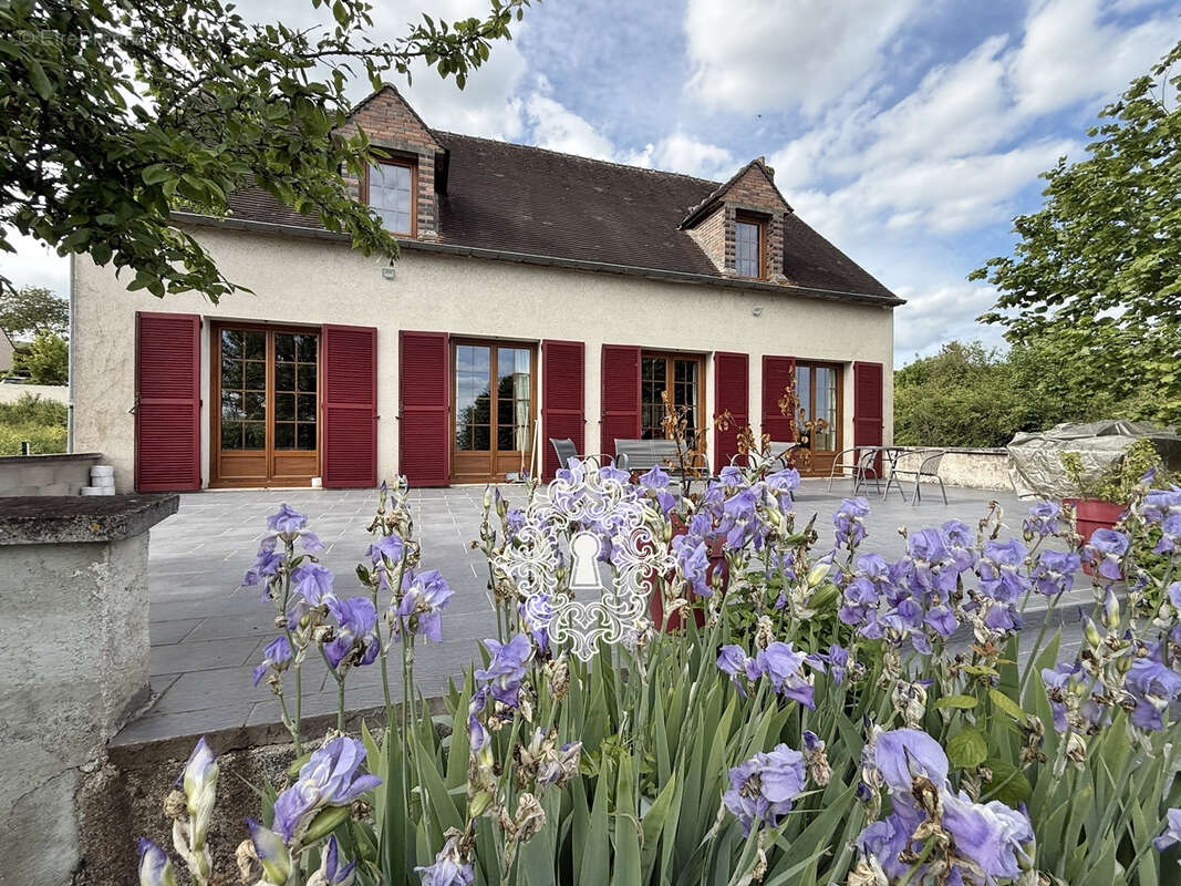 Maison à DONNEMARIE-DONTILLY
