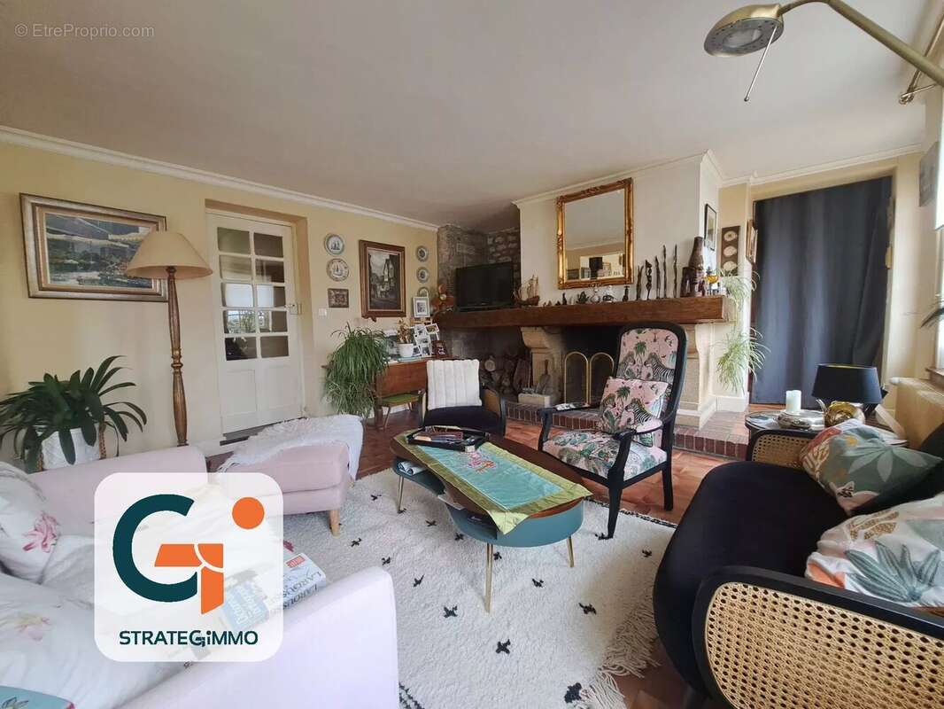 Maison à LA BOUILLE