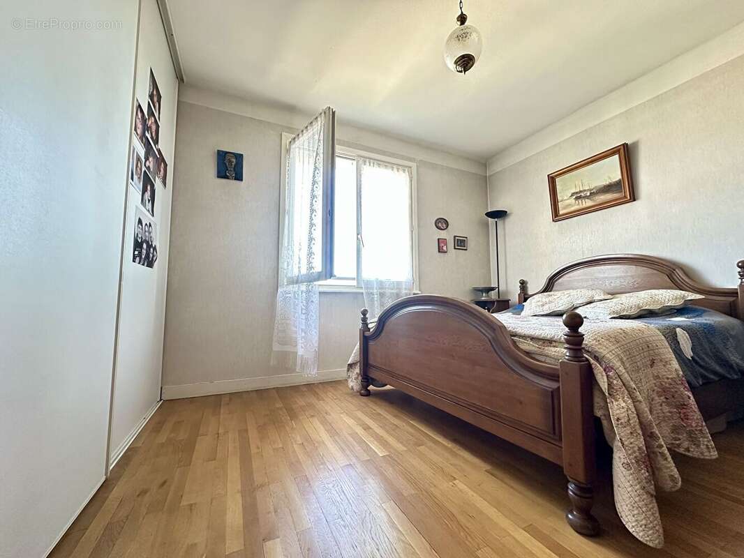 Appartement à LYON-3E