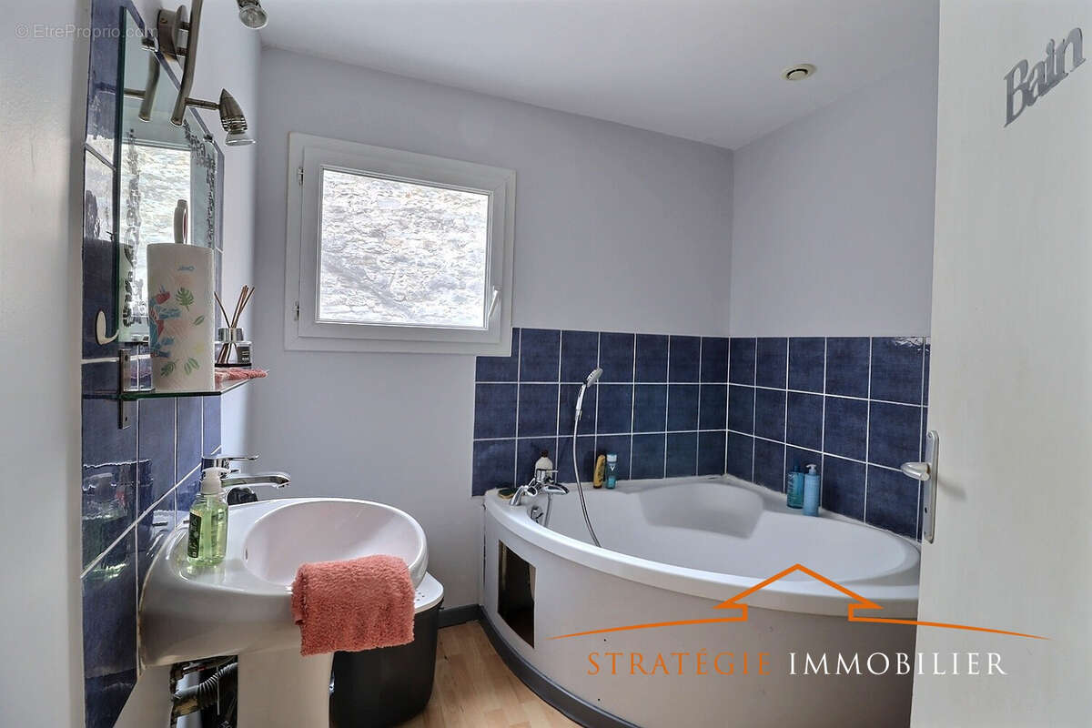 Appartement à MERCUREY