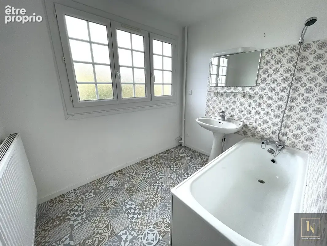 ST HERBLAIN. Maison 3 chambres 105M2 - photo 5