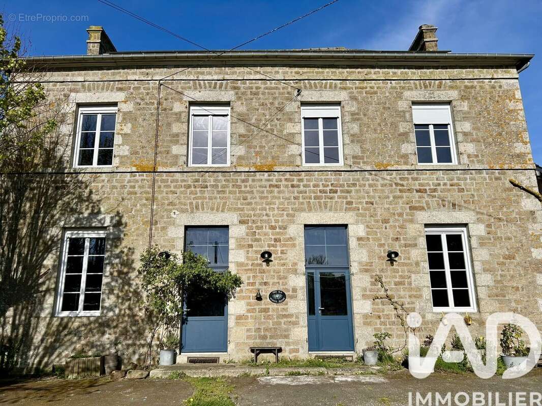 Photo 2 - Maison à LASSAY-LES-CHATEAUX