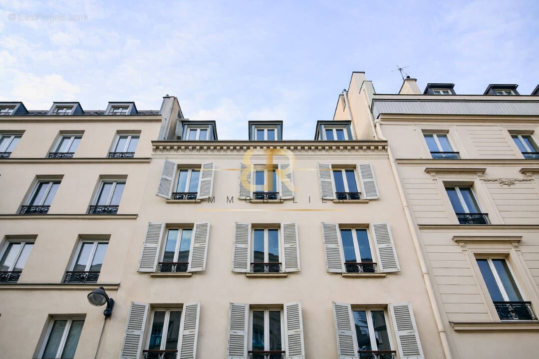 Appartement à PARIS-9E