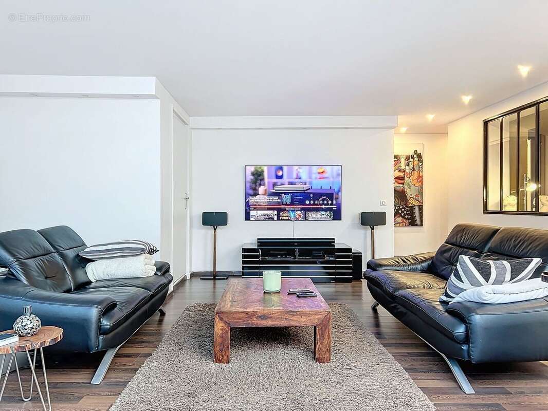 Appartement à SAINT-MAUR-DES-FOSSES