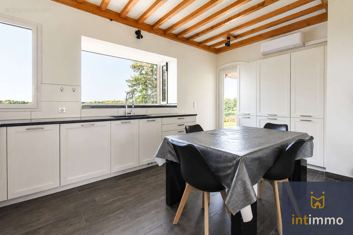 Maison à ROCHETOIRIN