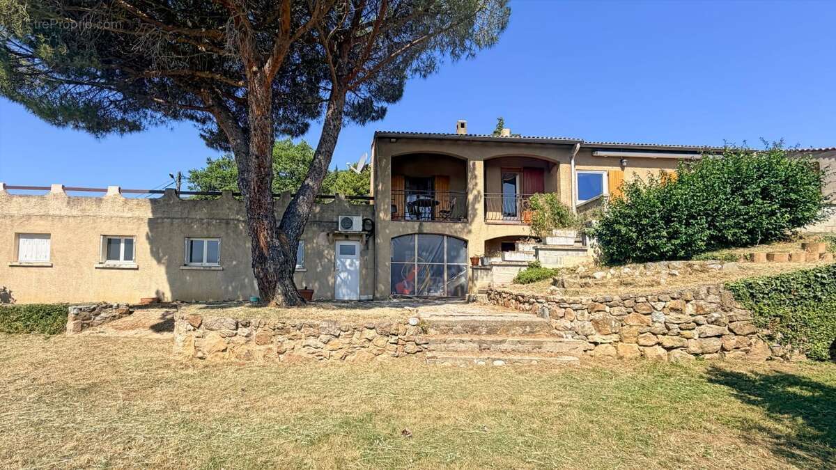 Maison à SAINT-GEORGES-LES-BAINS