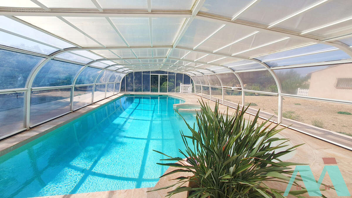 Maison 6 pièces 170 m2 sur terrain de 6500 m2 Signes - photo 3