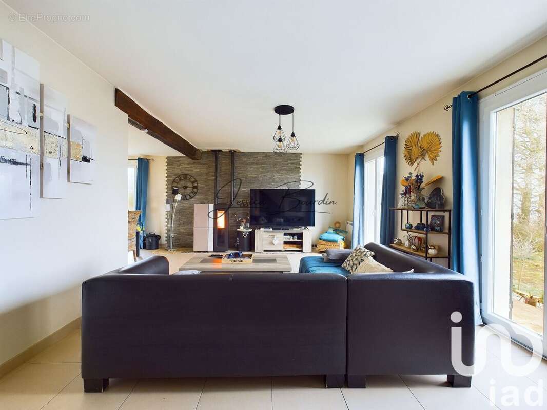 Photo 6 - Maison à VILLEMARECHAL