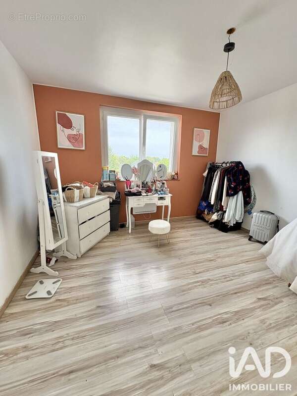 Maison 160 m² à Bruay-Sur-L'escaut  - photo 6