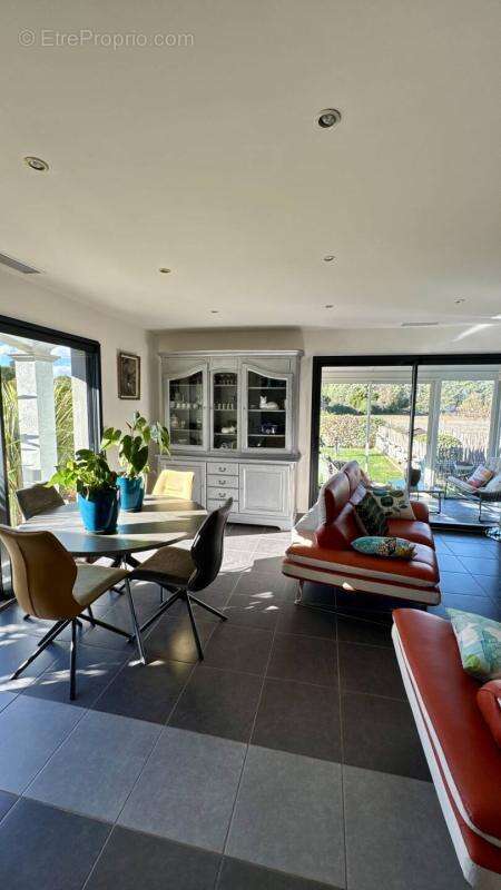 Maison à LANSARGUES