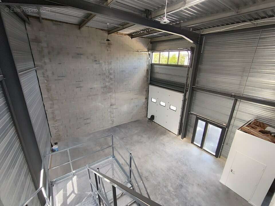 Autre à BOURGOIN-JALLIEU