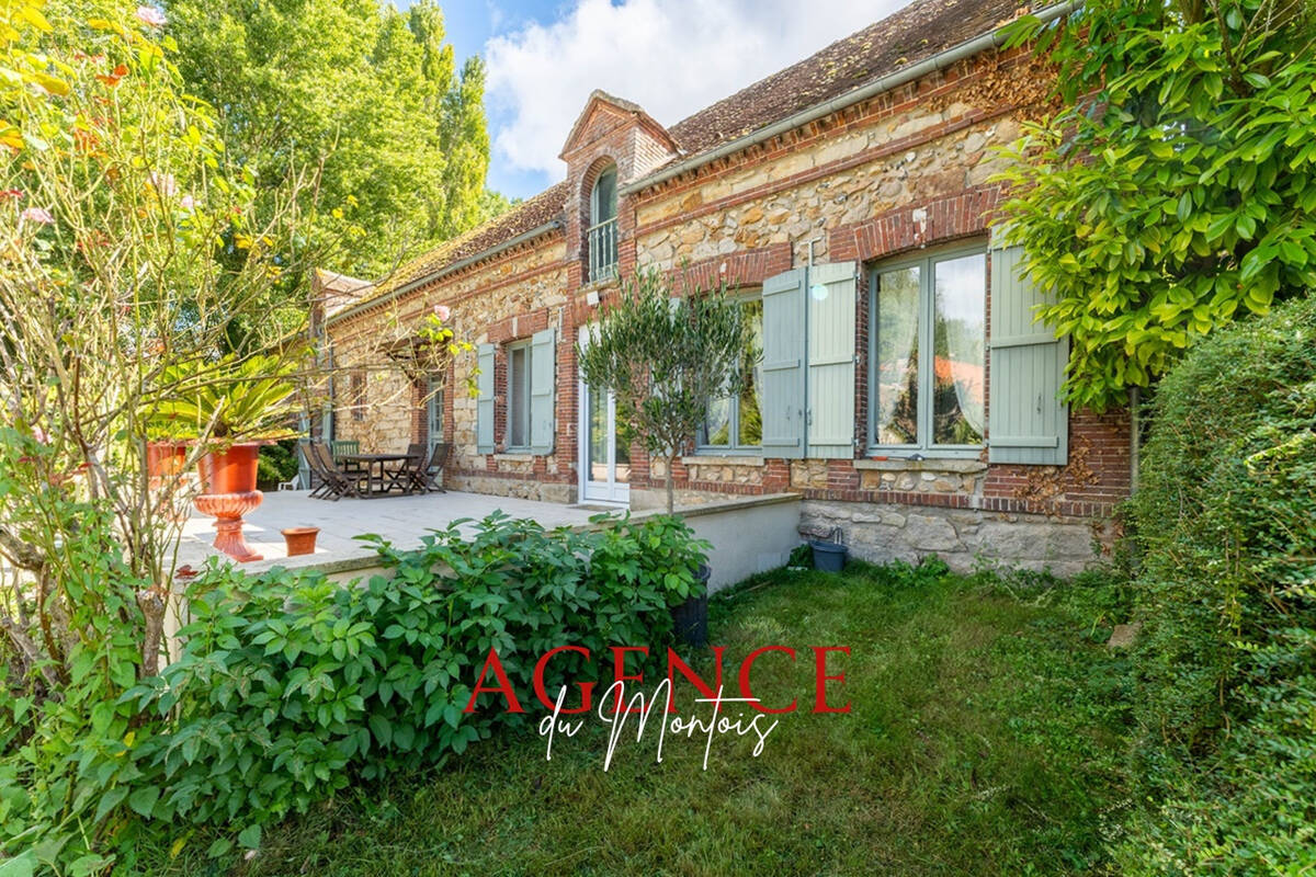 Maison à NOGENT-SUR-SEINE