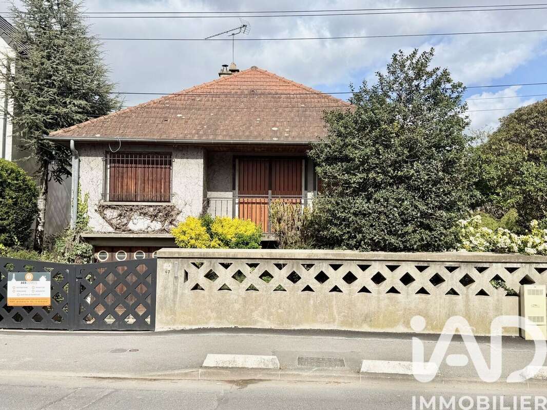 Photo 2 - Maison à CHILLY-MAZARIN