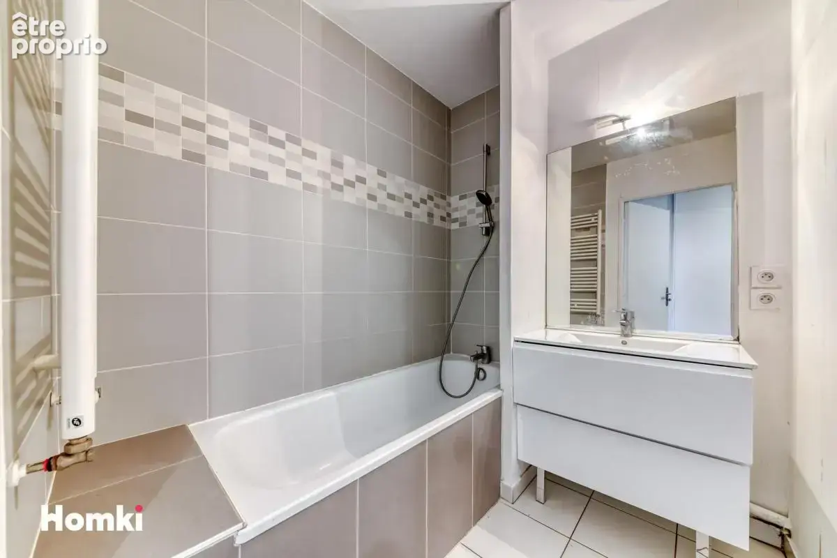 Appartement T4 de 116 m² , secteur Grand Parilly, Avenue Jules Guesde - photo 9