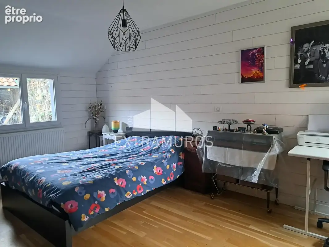 A vendre au coeur du bourg de courzieu maison ancienne renovee avec terrasse + annexes - photo 9