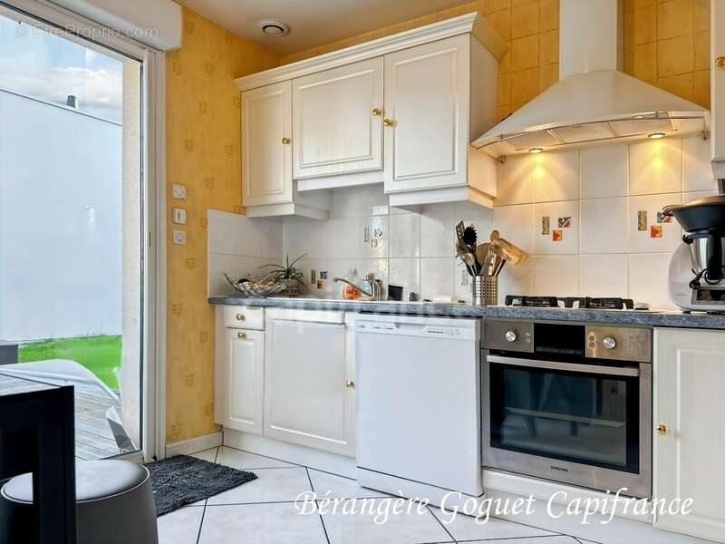 Maison à LA CHAPELLE-SAINT-AUBIN