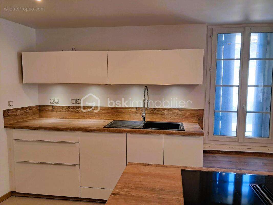 EXCLUSIVITÉ – Superbe maison de village de caractère entièrement rénovée – 180 m² de charme et de prestations haut de gamme - photo 2